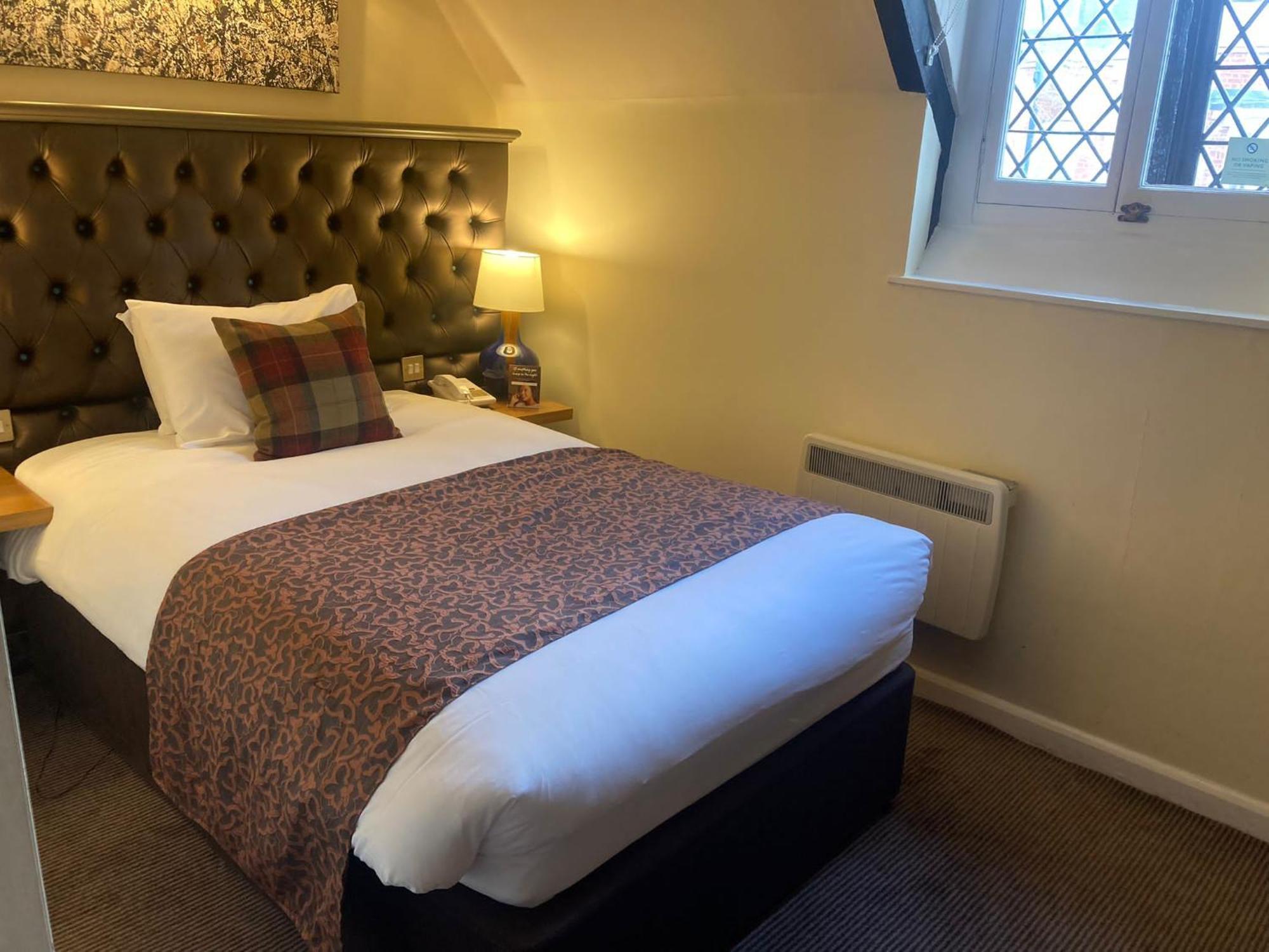 Saracens Head Hotel By Greene King Inns Towcester Dış mekan fotoğraf
